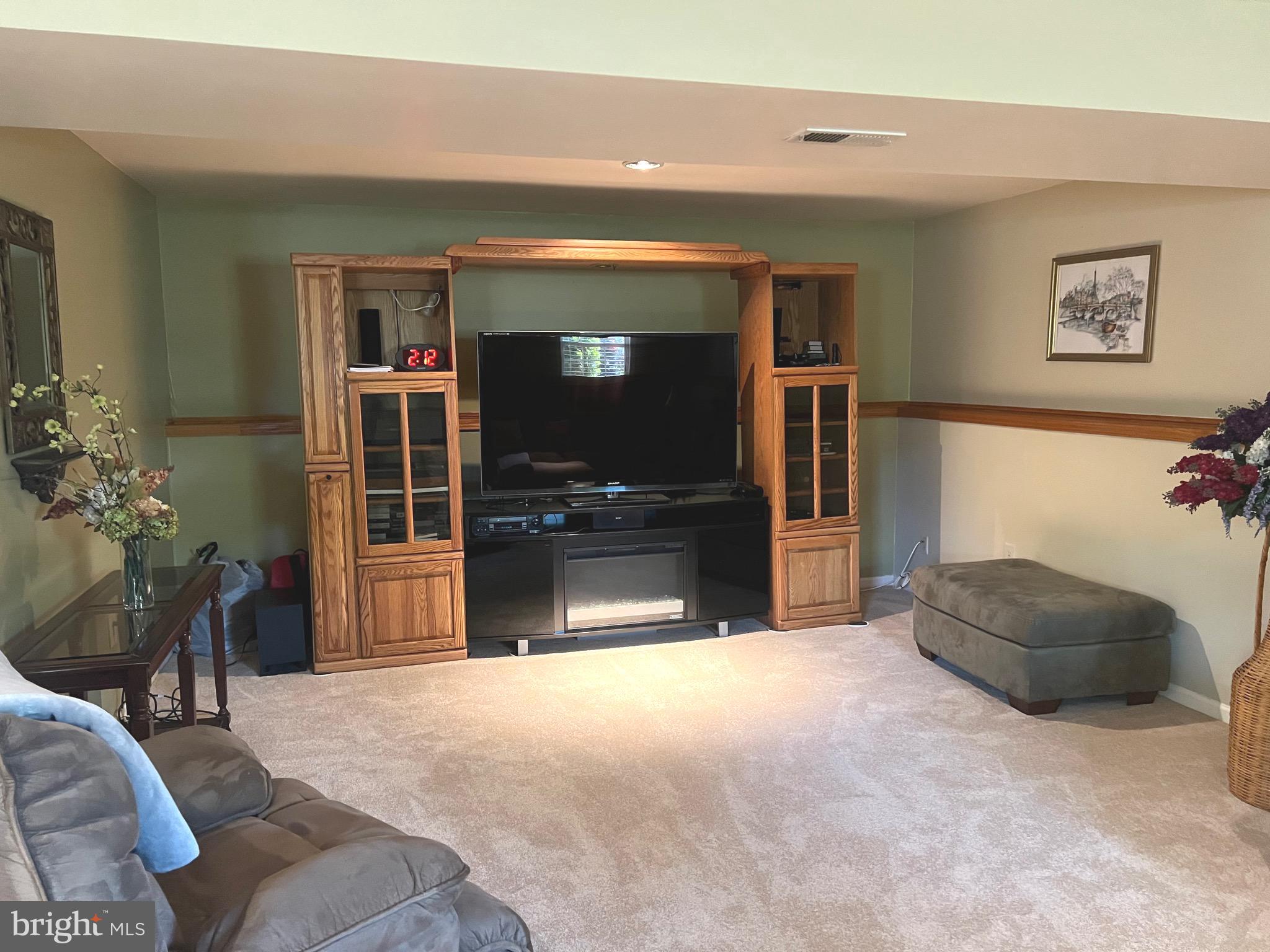 GOLDEN SPRINGS - Residential