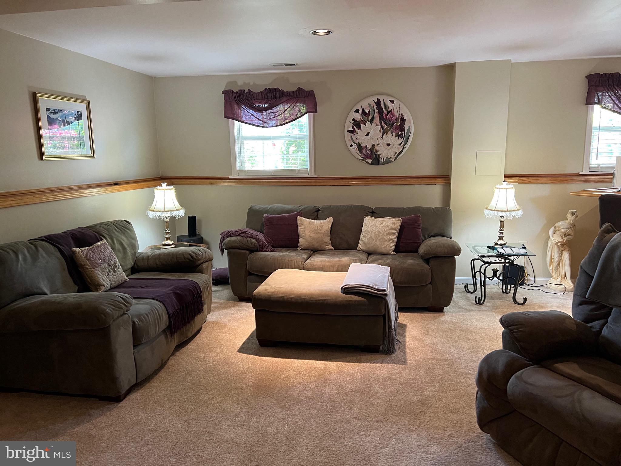 GOLDEN SPRINGS - Residential