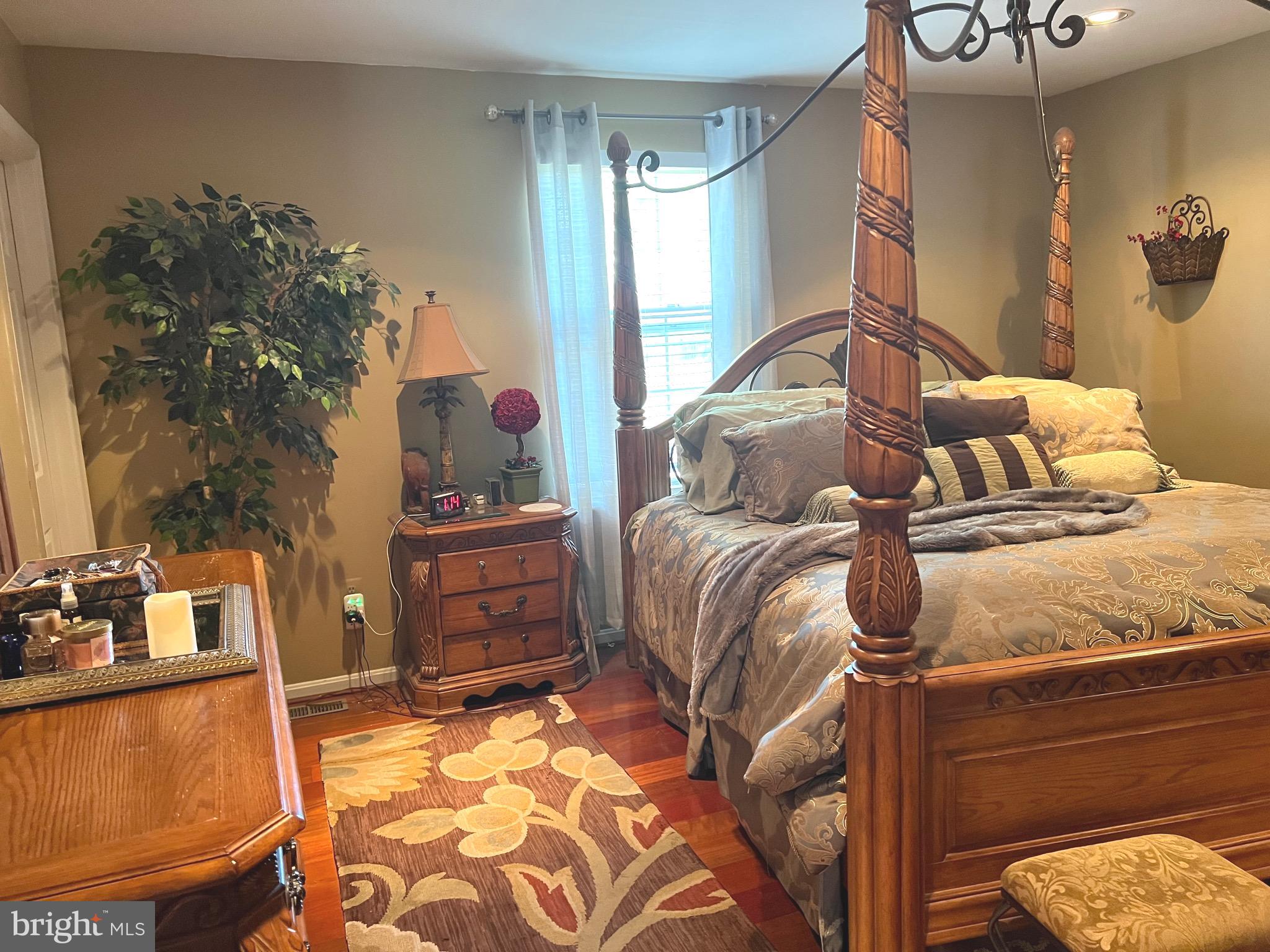 GOLDEN SPRINGS - Residential