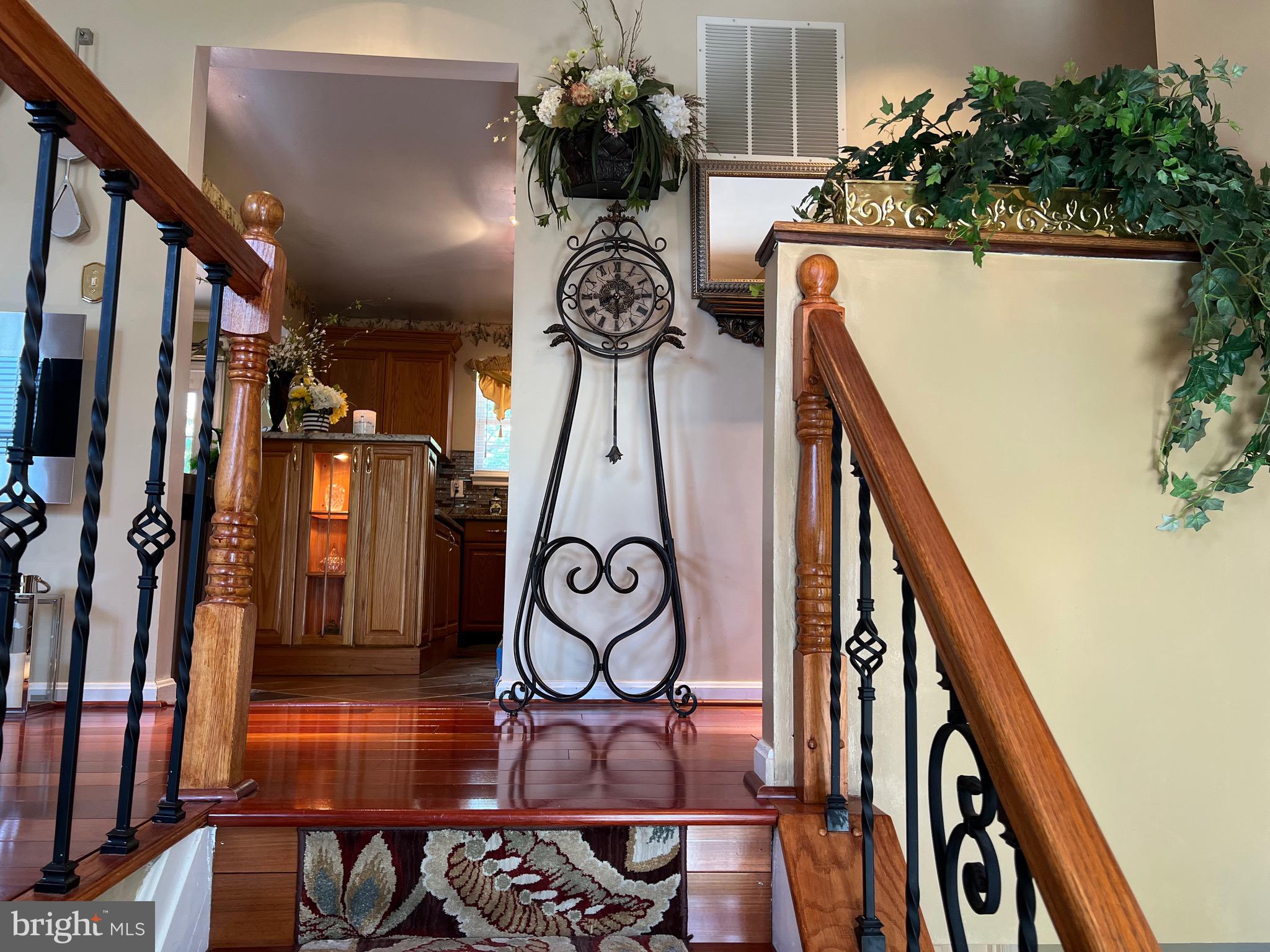 GOLDEN SPRINGS - Residential