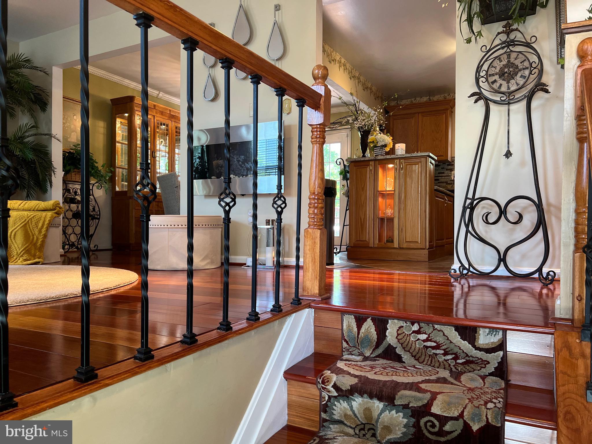 GOLDEN SPRINGS - Residential