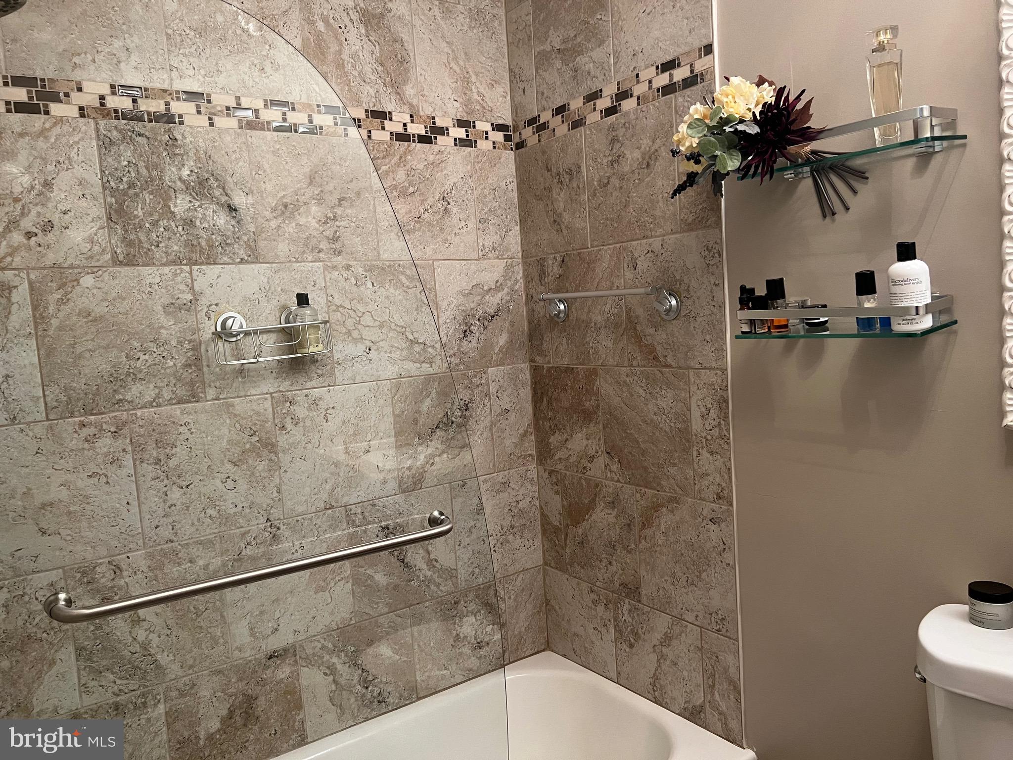 GOLDEN SPRINGS - Residential