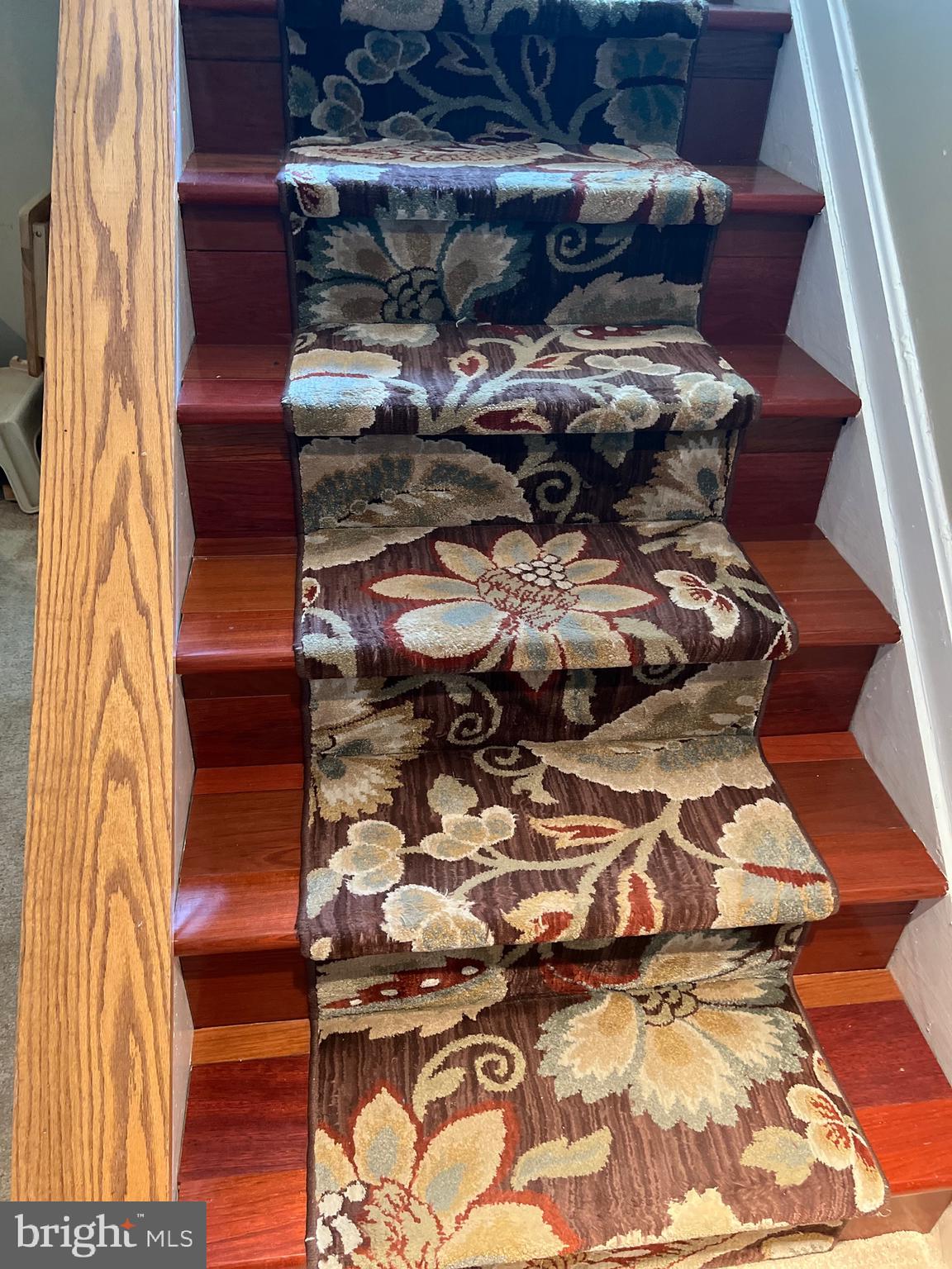 GOLDEN SPRINGS - Residential