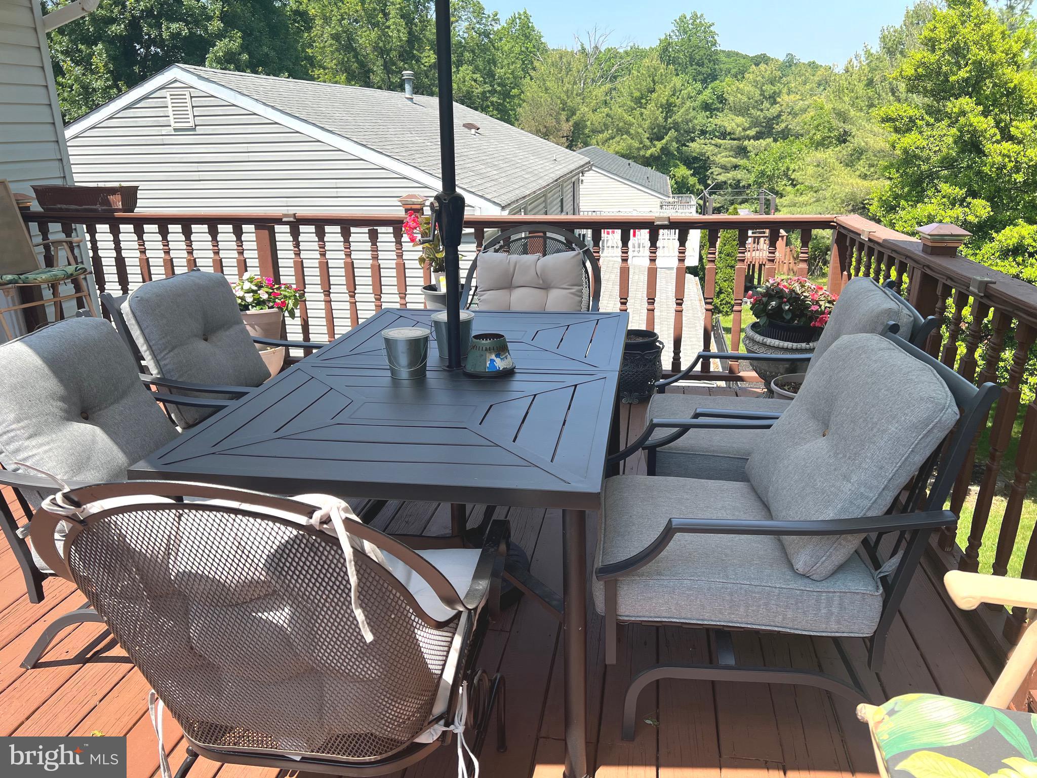 GOLDEN SPRINGS - Residential