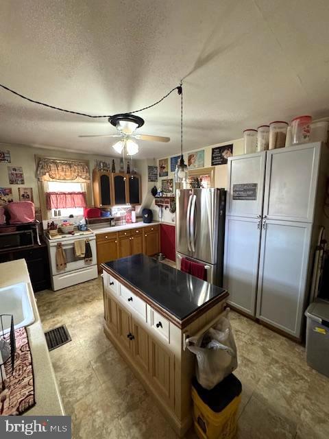 DILLSBURG BORO - Residential