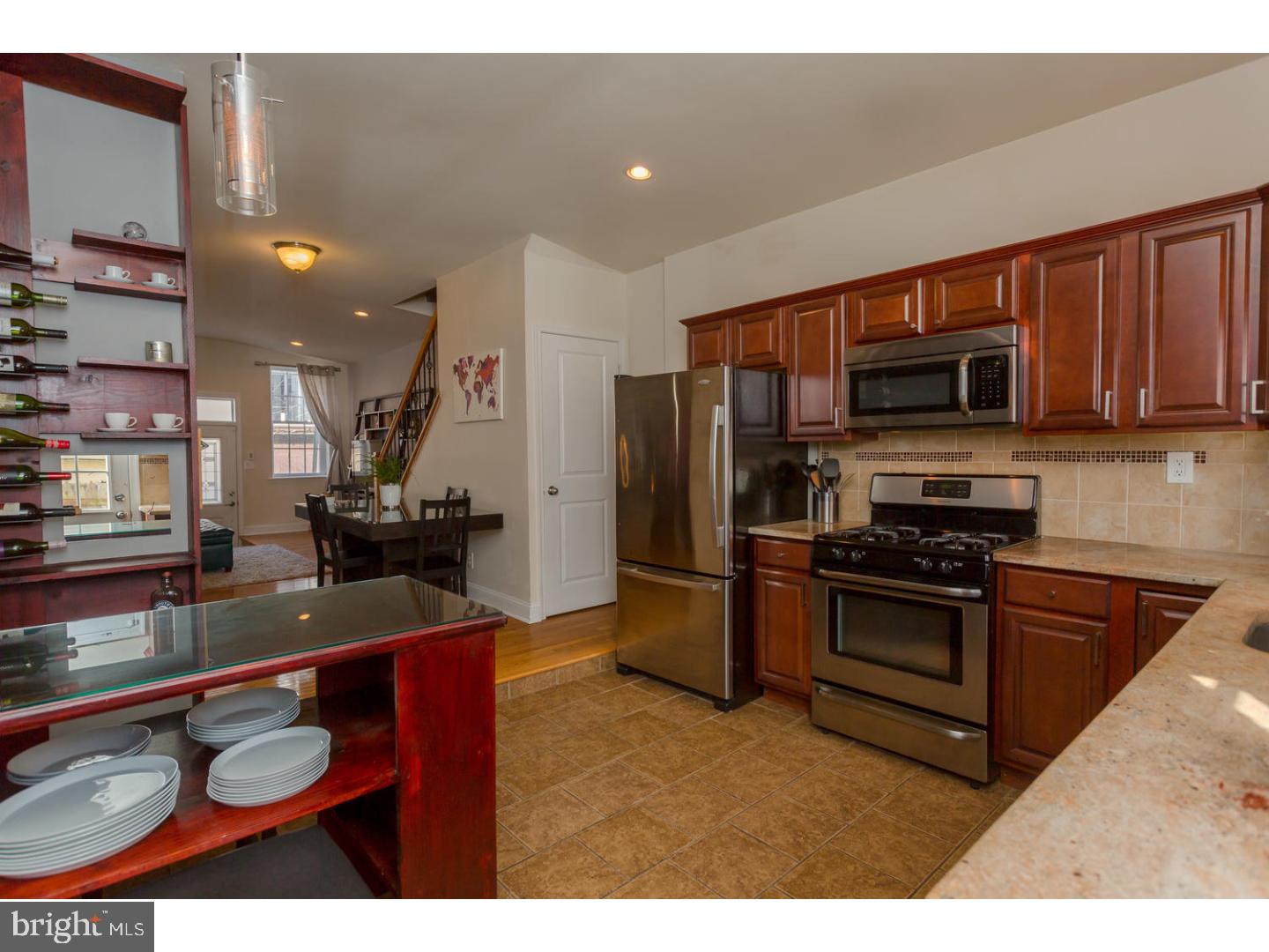 PASSYUNK SQUARE - Residential