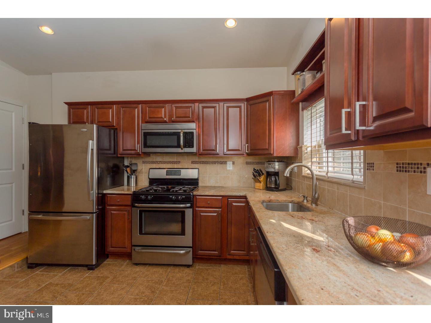 PASSYUNK SQUARE - Residential