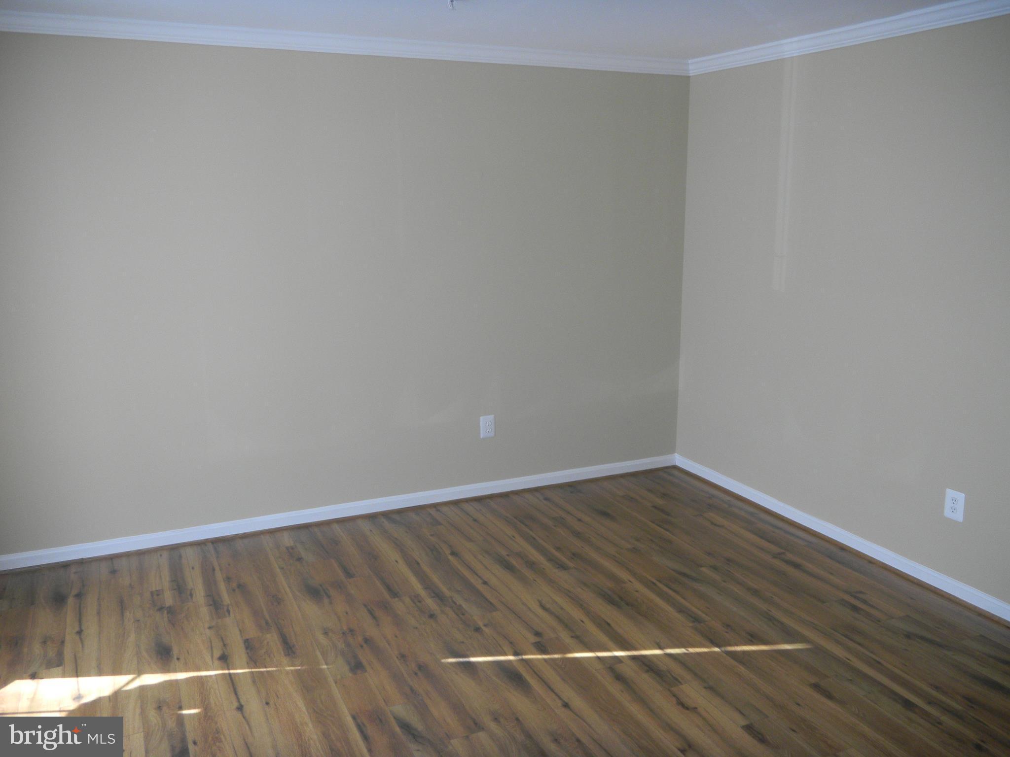 SOUTH HAMPTON SUB - Residential