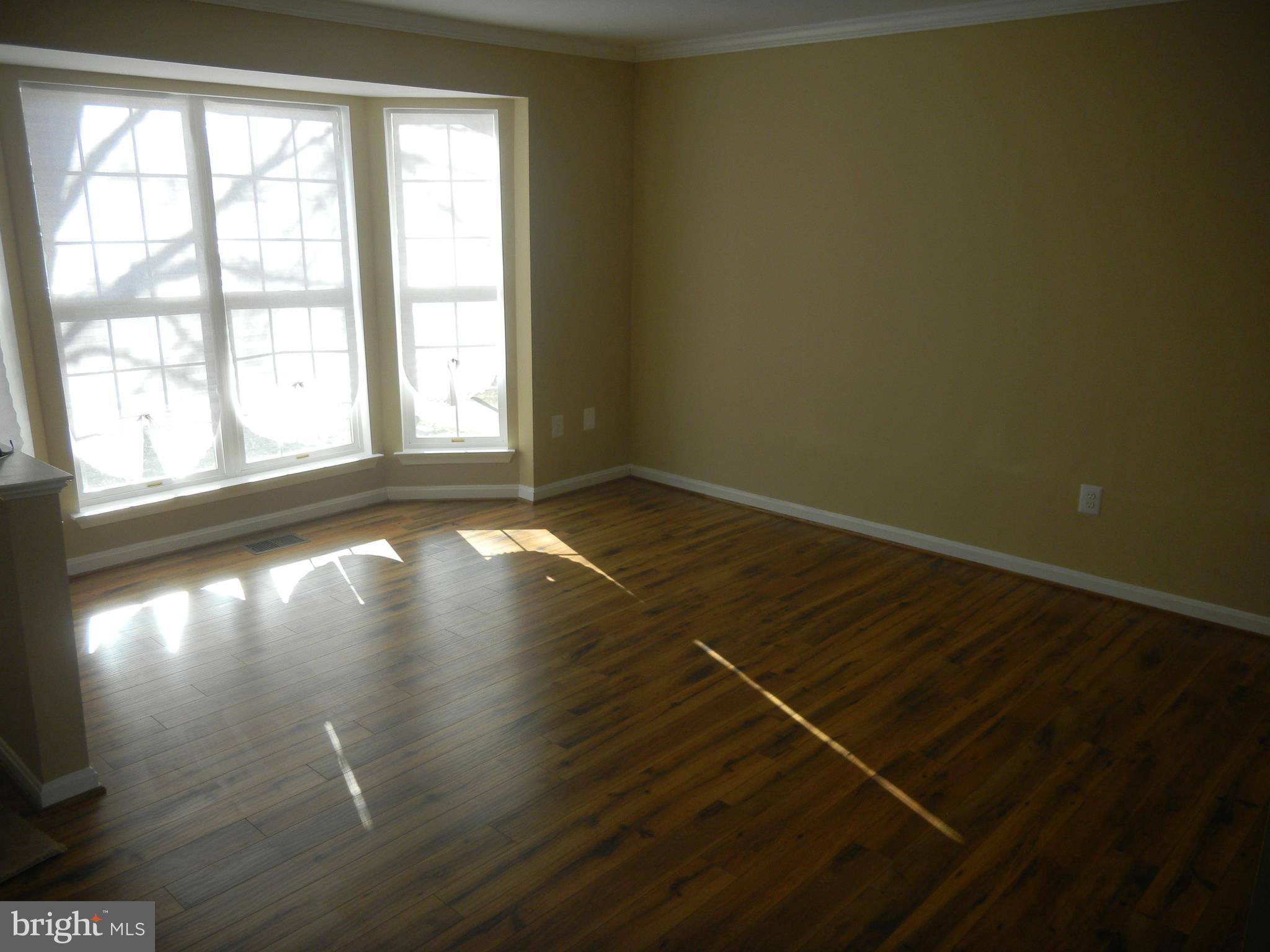 SOUTH HAMPTON SUB - Residential