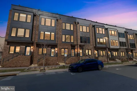 MLS: MDMC2168774