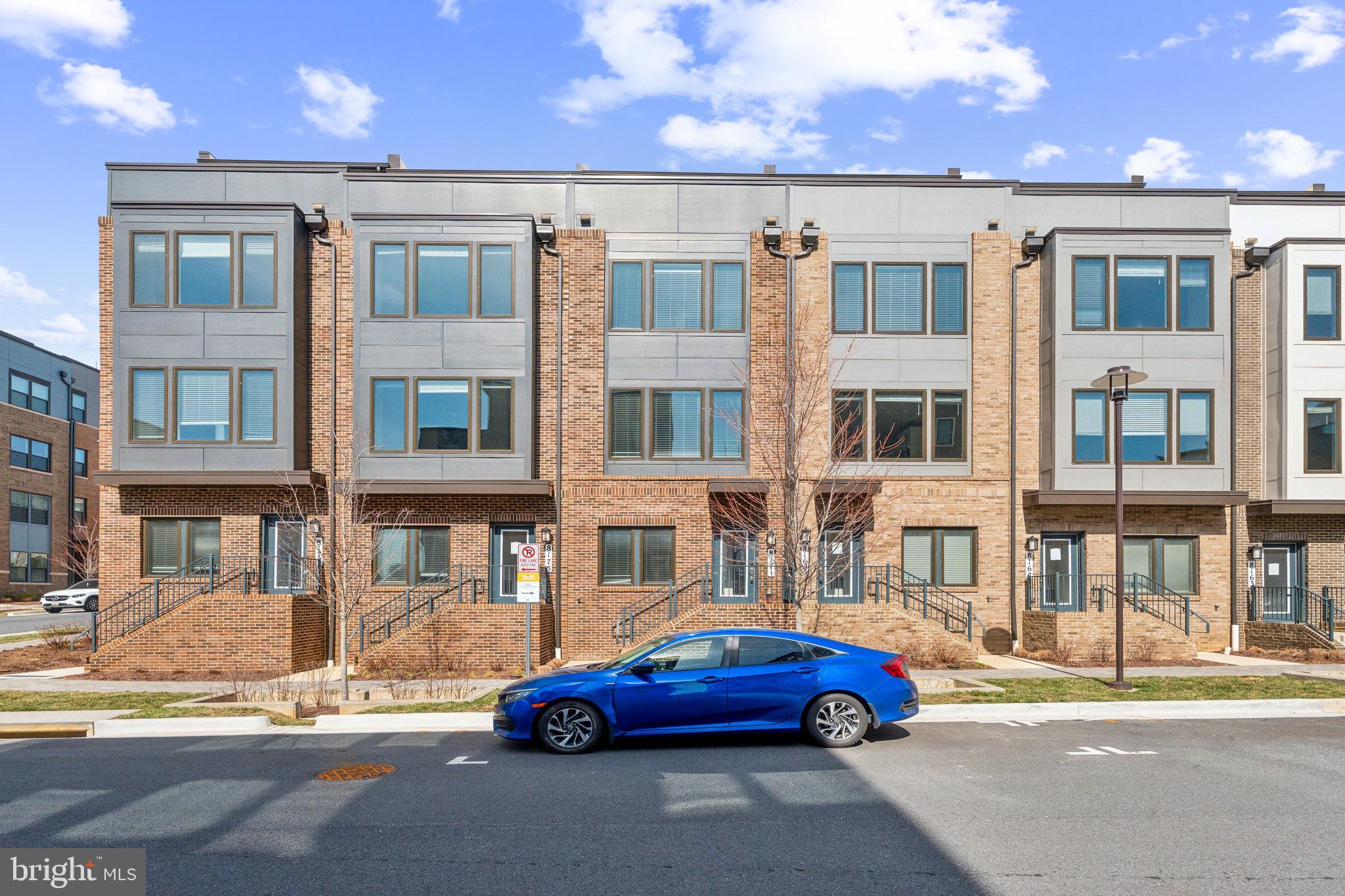 8171 TOMPKINS