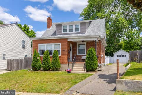 Photo of 148 Washington Avenue, RUNNEMEDE, NJ 08078 (MLS # NJCD2120614)