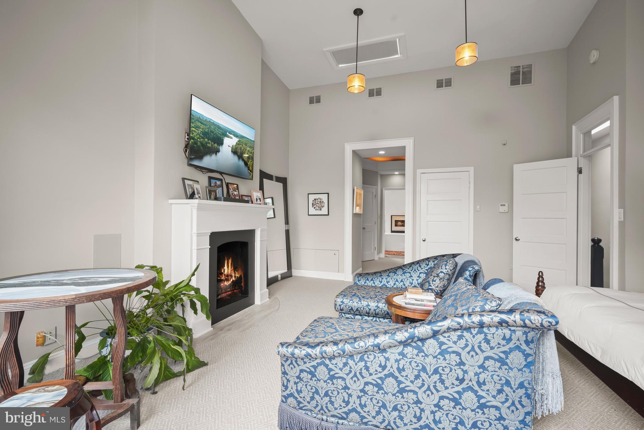 DUPONT CIRCLE - Residential