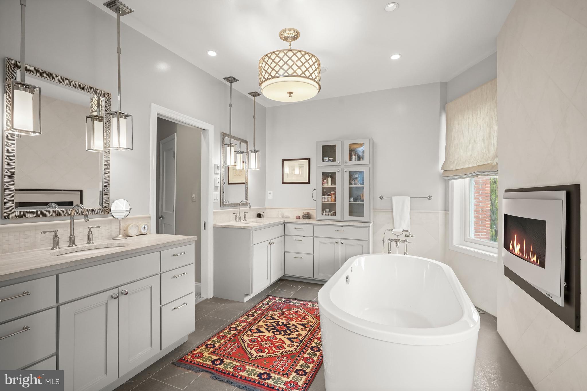 DUPONT CIRCLE - Residential