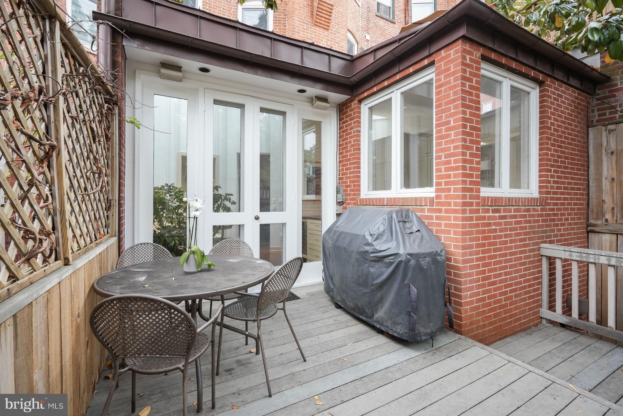 DUPONT CIRCLE - Residential