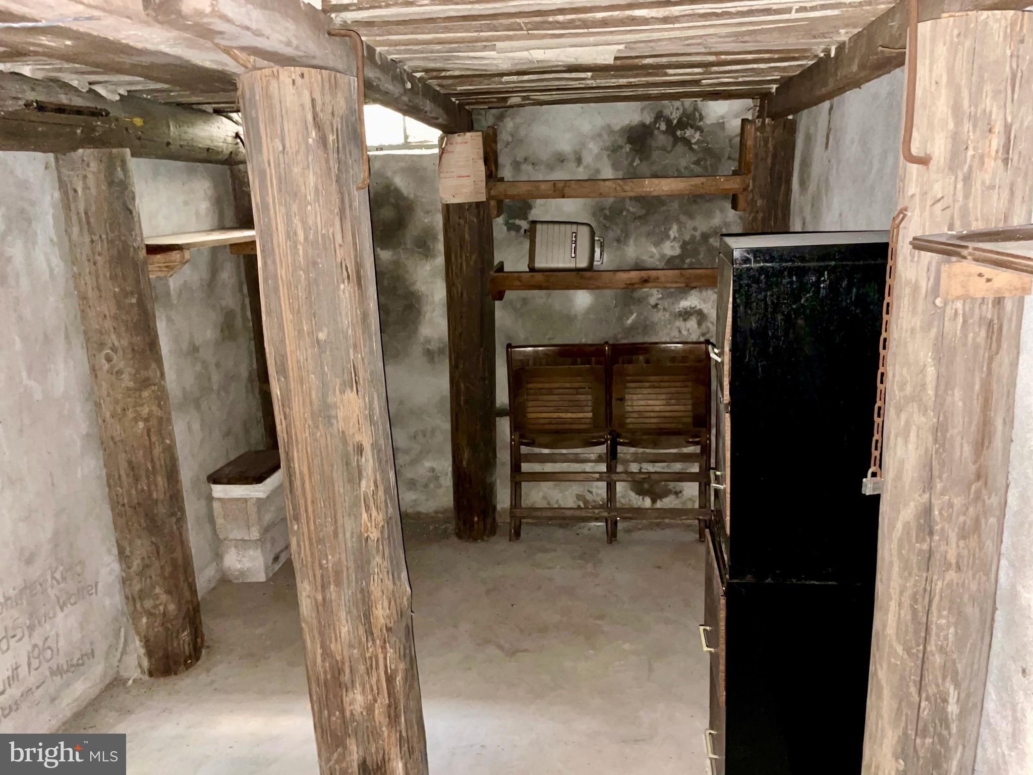 ROCKLEDGE - Residential Lease