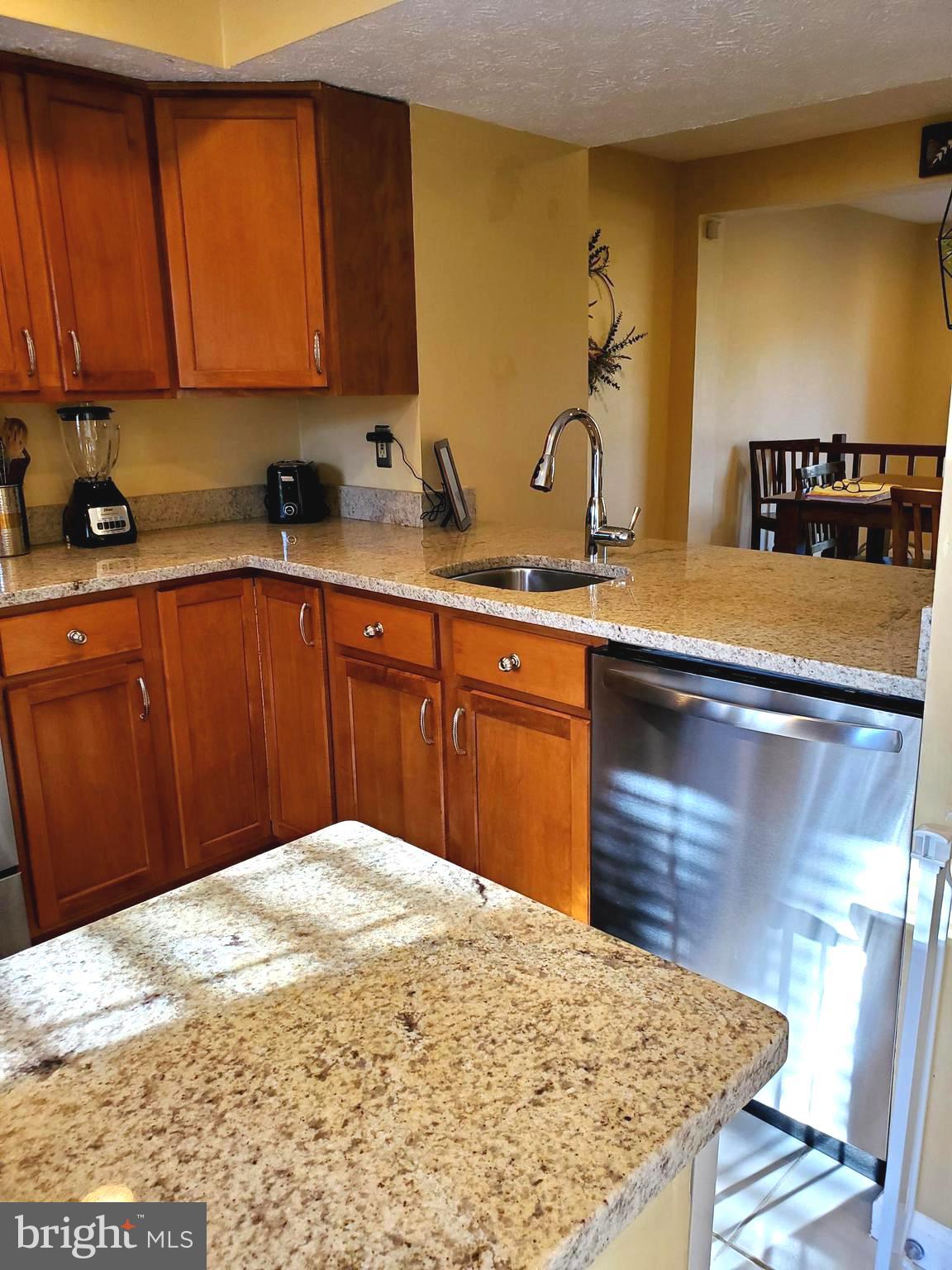 RESTON - Residential Lease