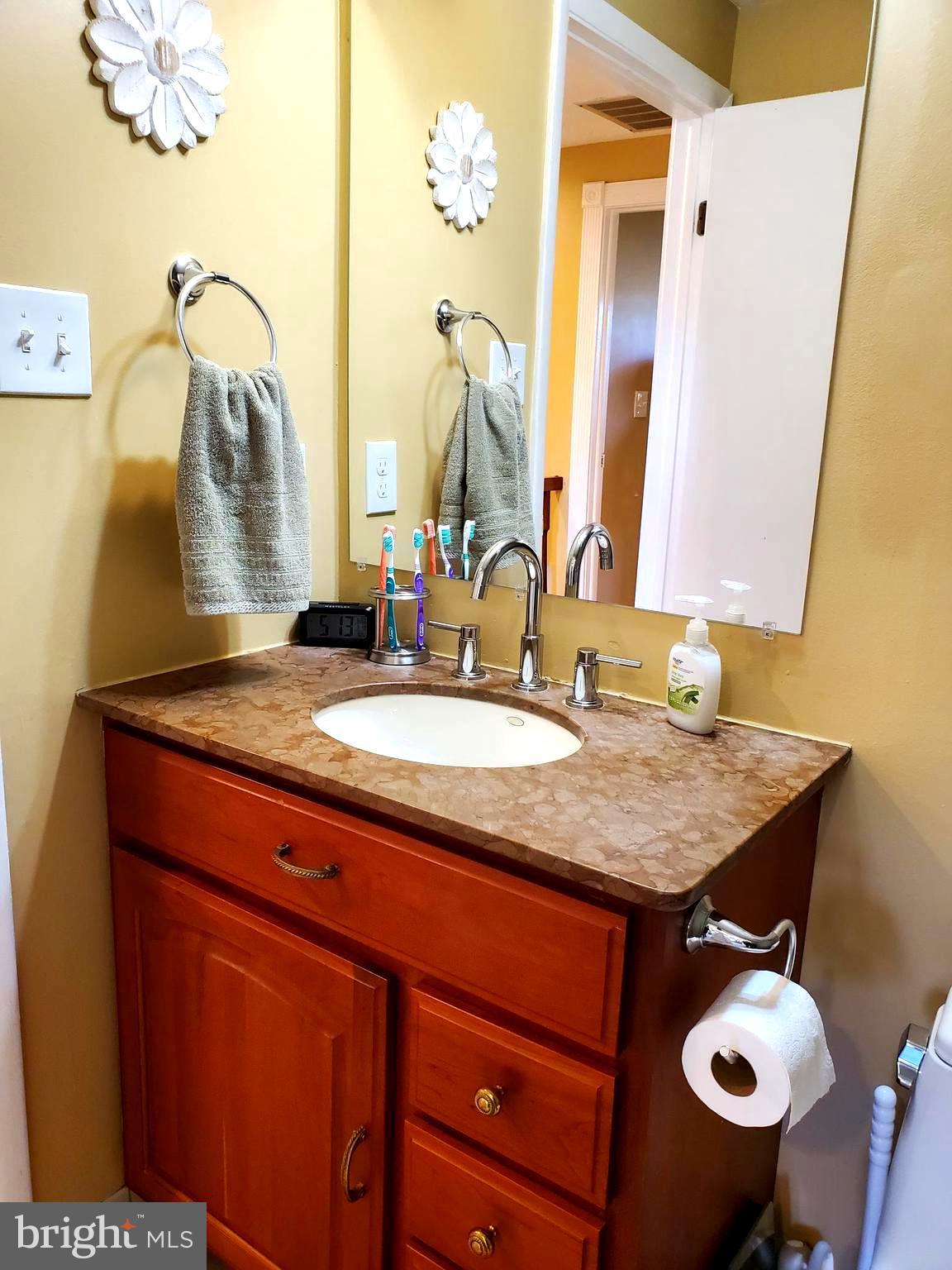 RESTON - Residential Lease