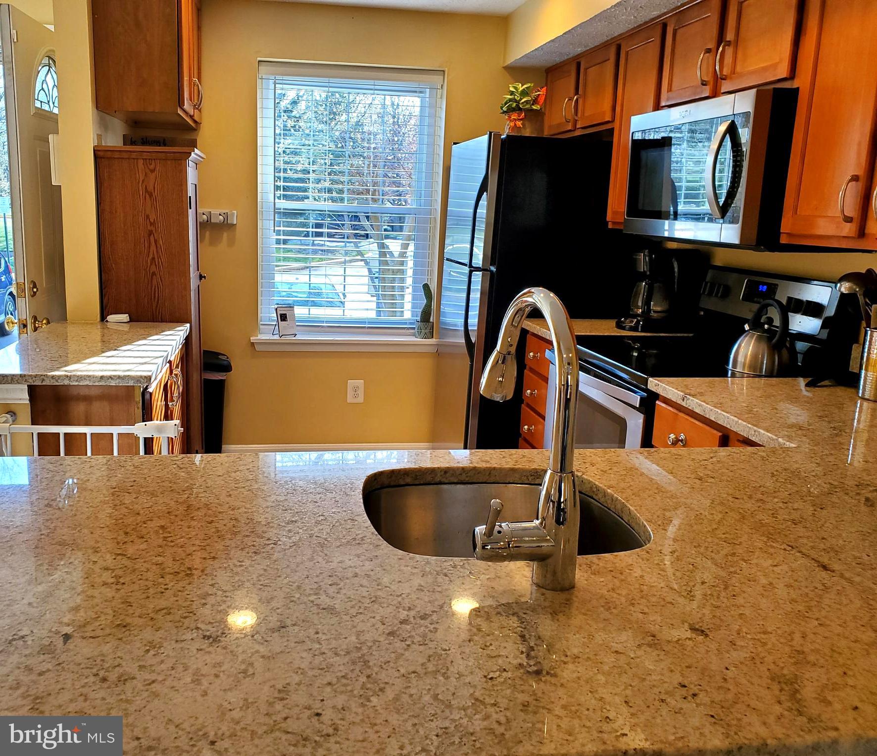 RESTON - Residential Lease