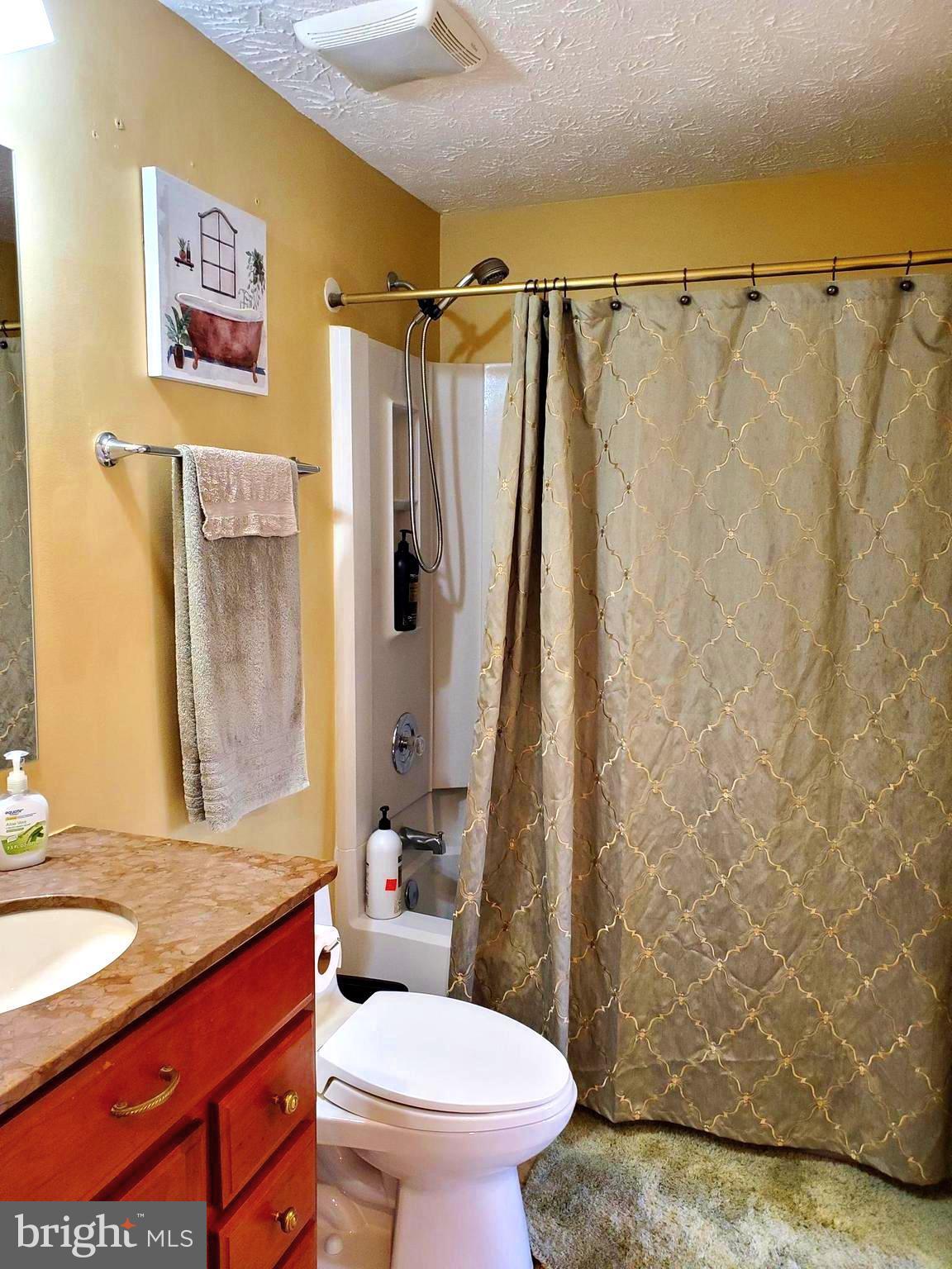 RESTON - Residential Lease