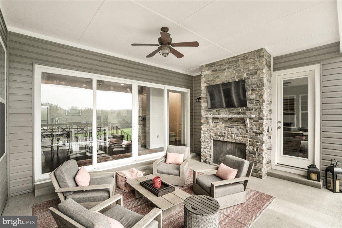 GLADHILL ESTATES - Residential