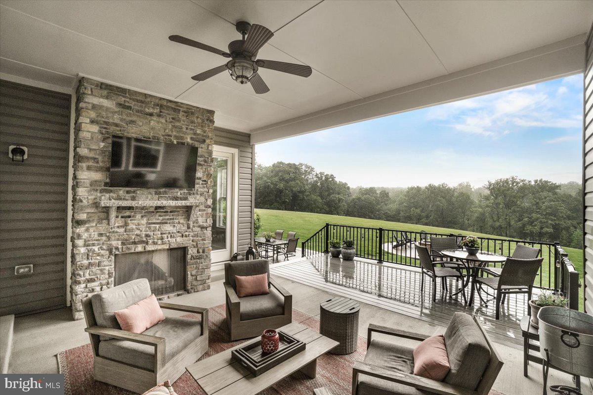 GLADHILL ESTATES - Residential