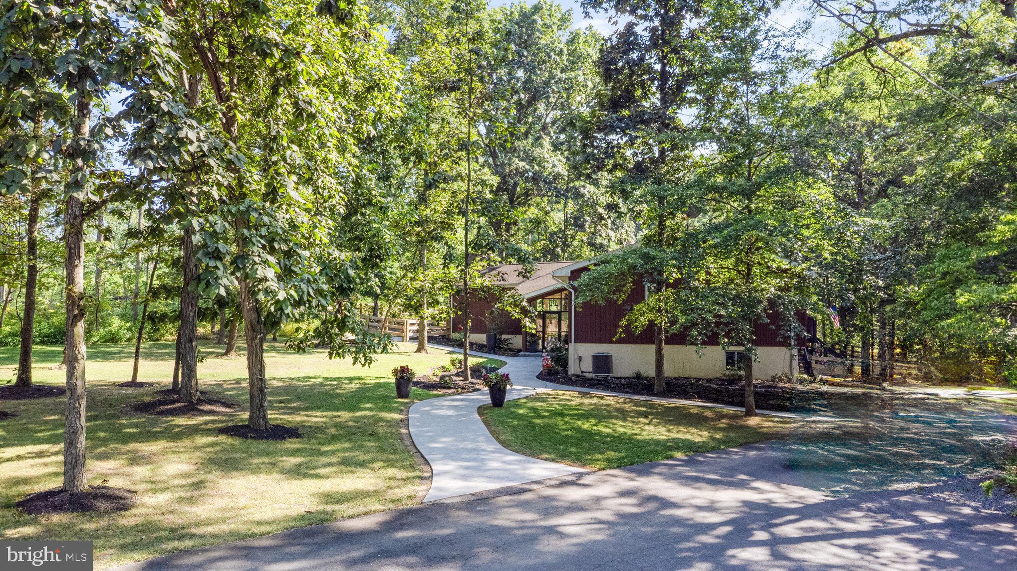 840 BELMONT ROAD