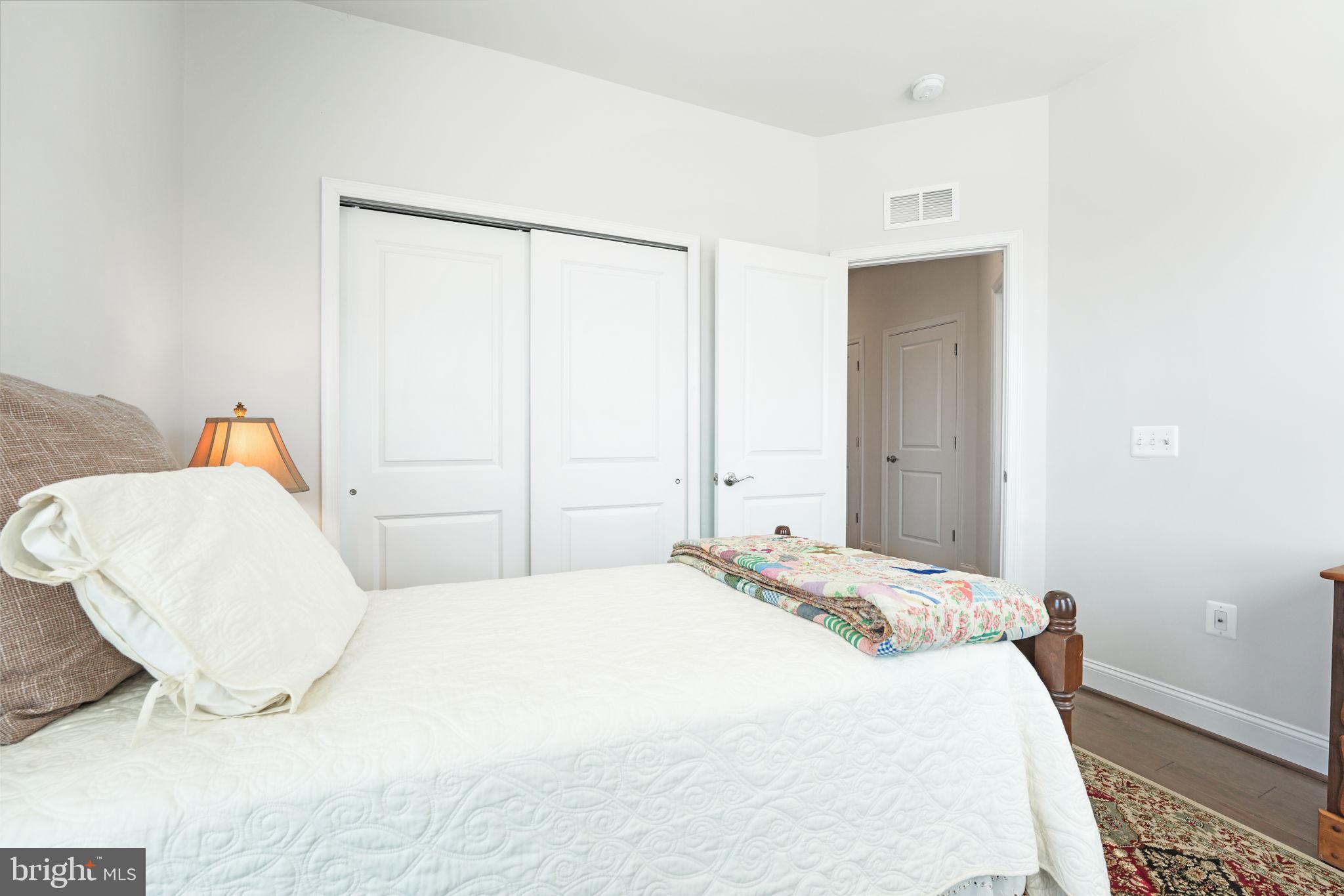 POTOMAC SHORES - Residential Lease