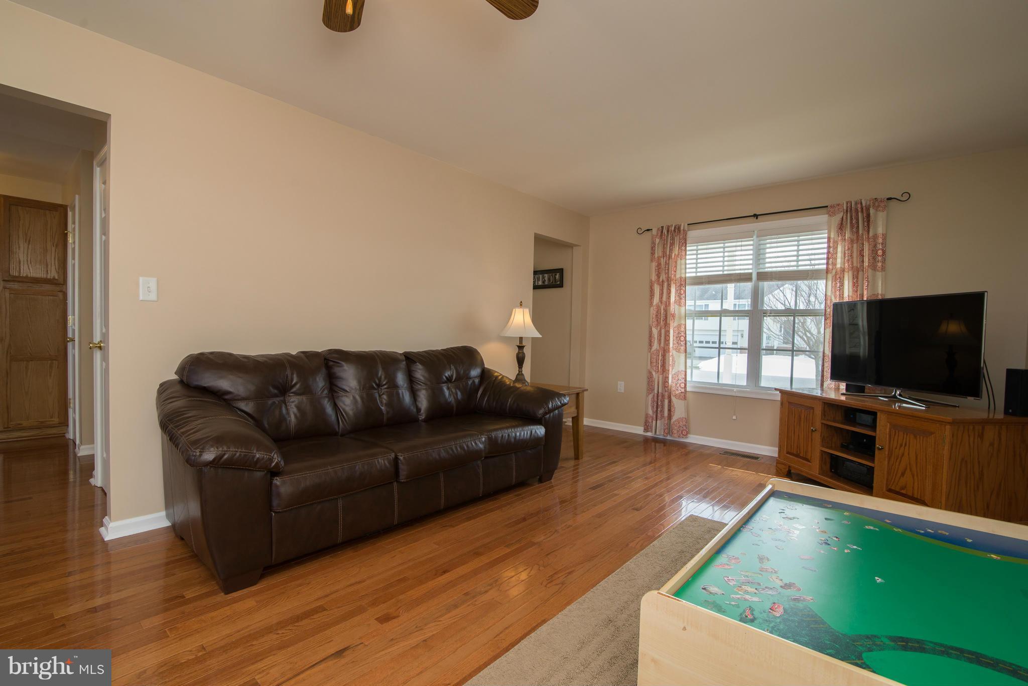 BRIAR RUN - Residential