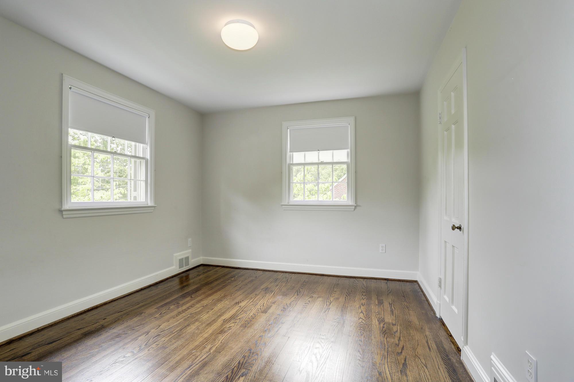 CHEVY CHASE - Residential