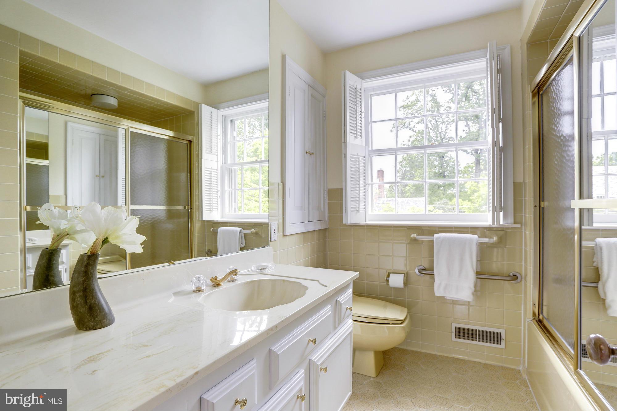 CHEVY CHASE - Residential