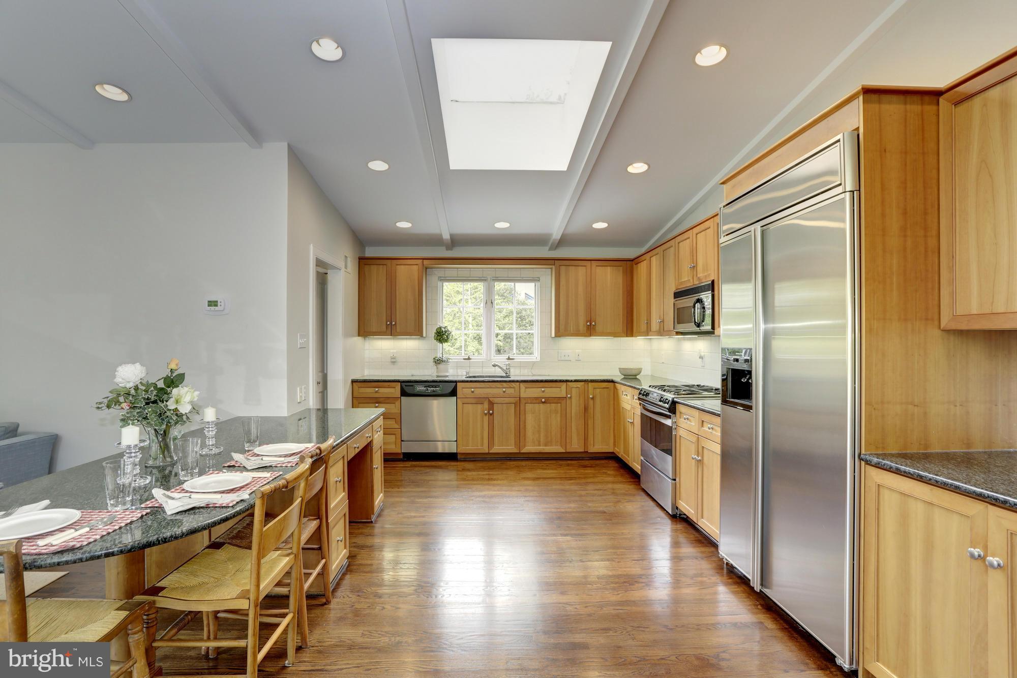 CHEVY CHASE - Residential