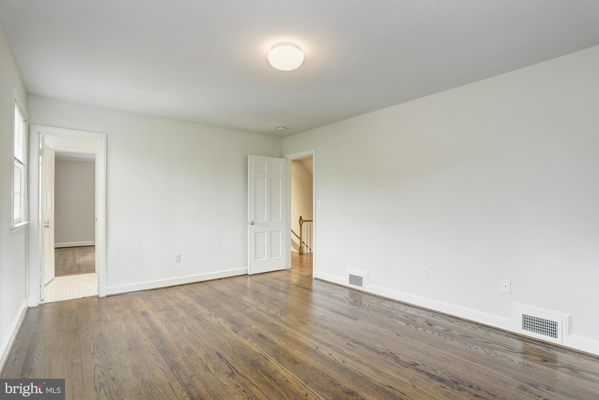 CHEVY CHASE - Residential