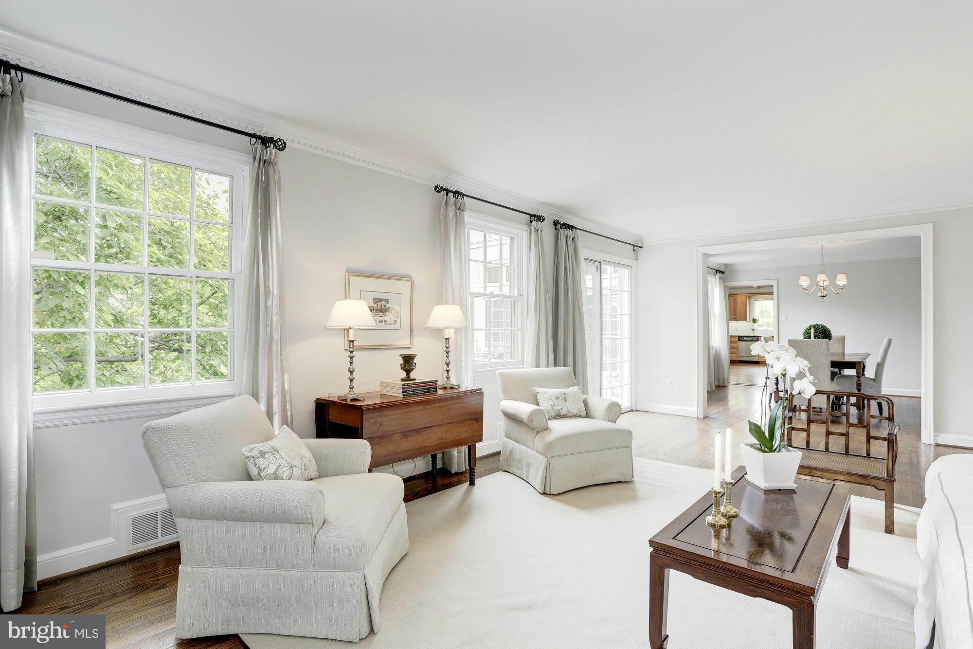 CHEVY CHASE - Residential