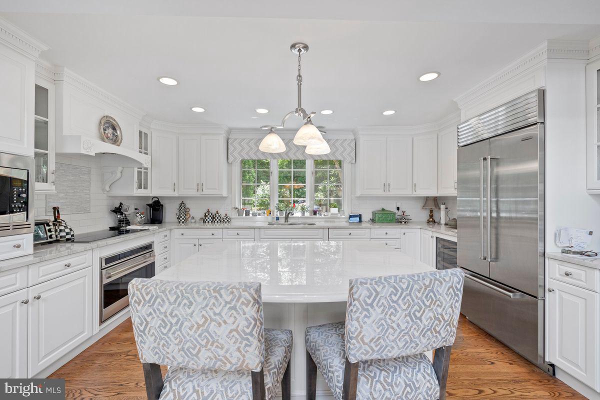 RADNOR HUNT - Residential