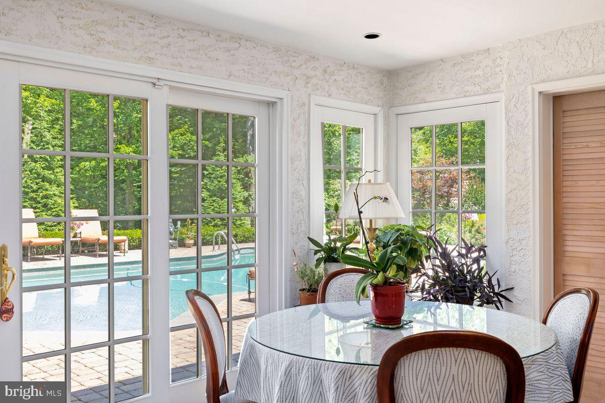 RADNOR HUNT - Residential