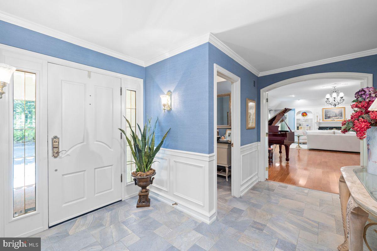 RADNOR HUNT - Residential