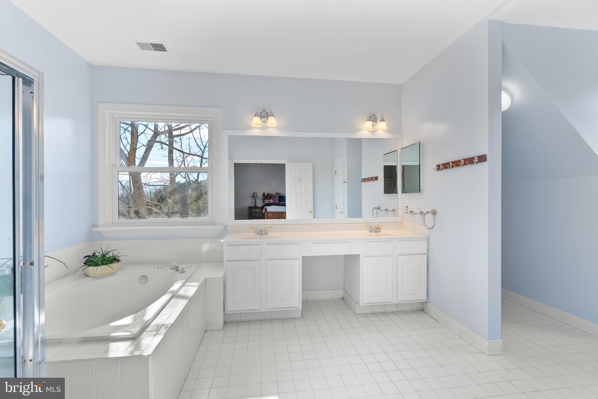 CYPRESS RUN - Residential