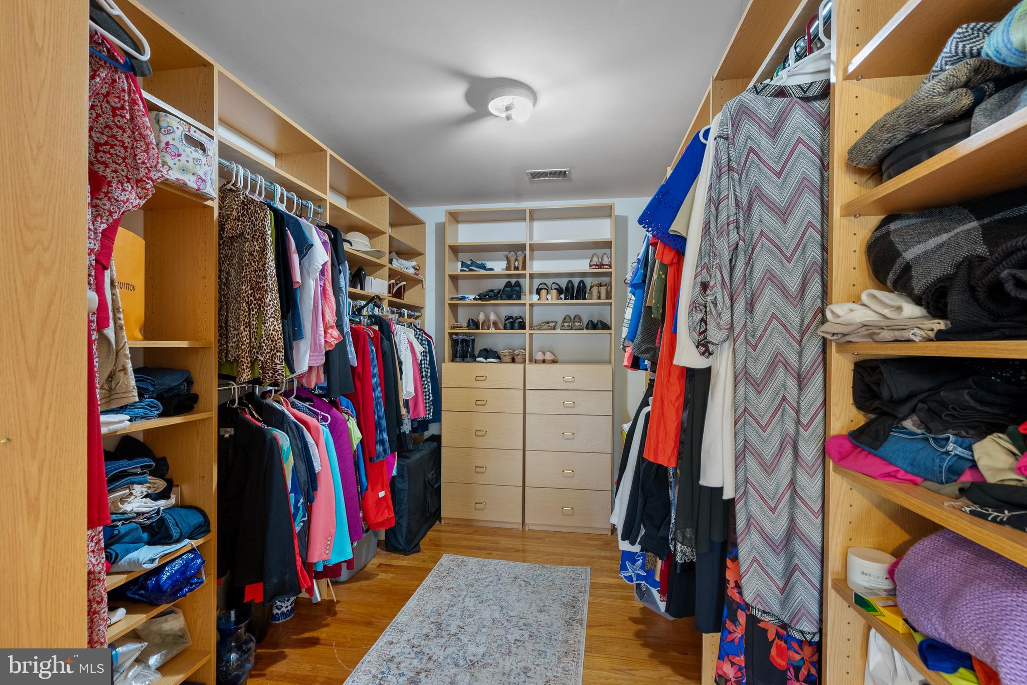 CYPRESS RUN - Residential