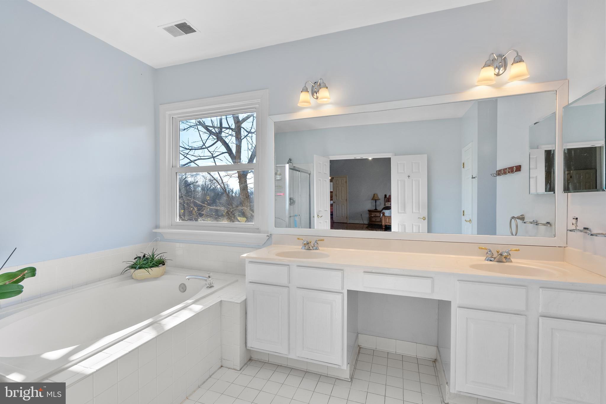 CYPRESS RUN - Residential