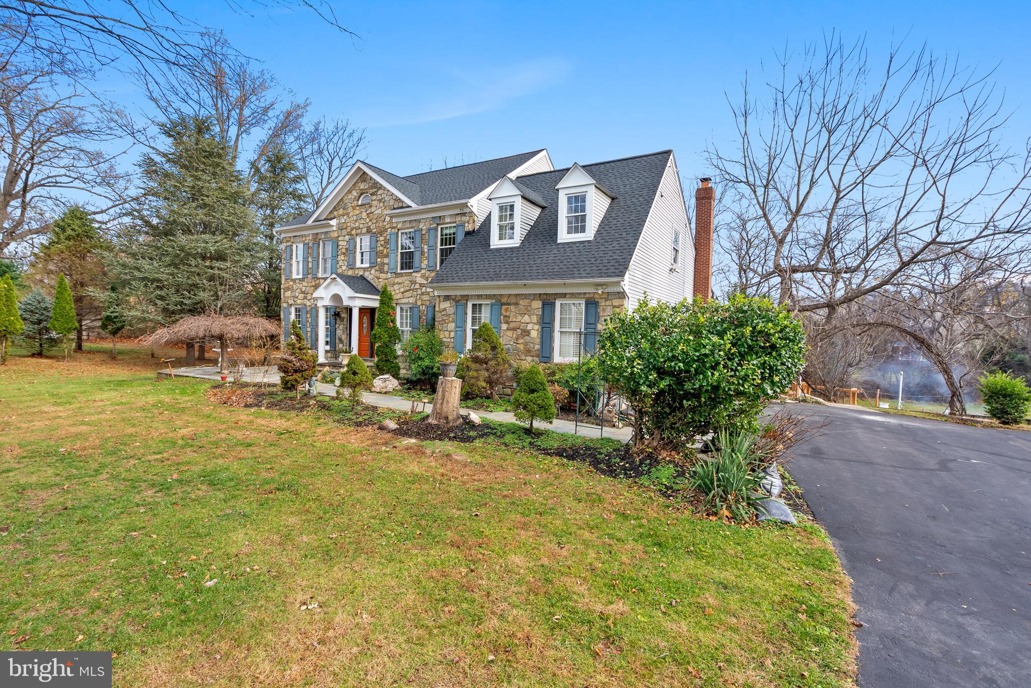 CYPRESS RUN - Residential