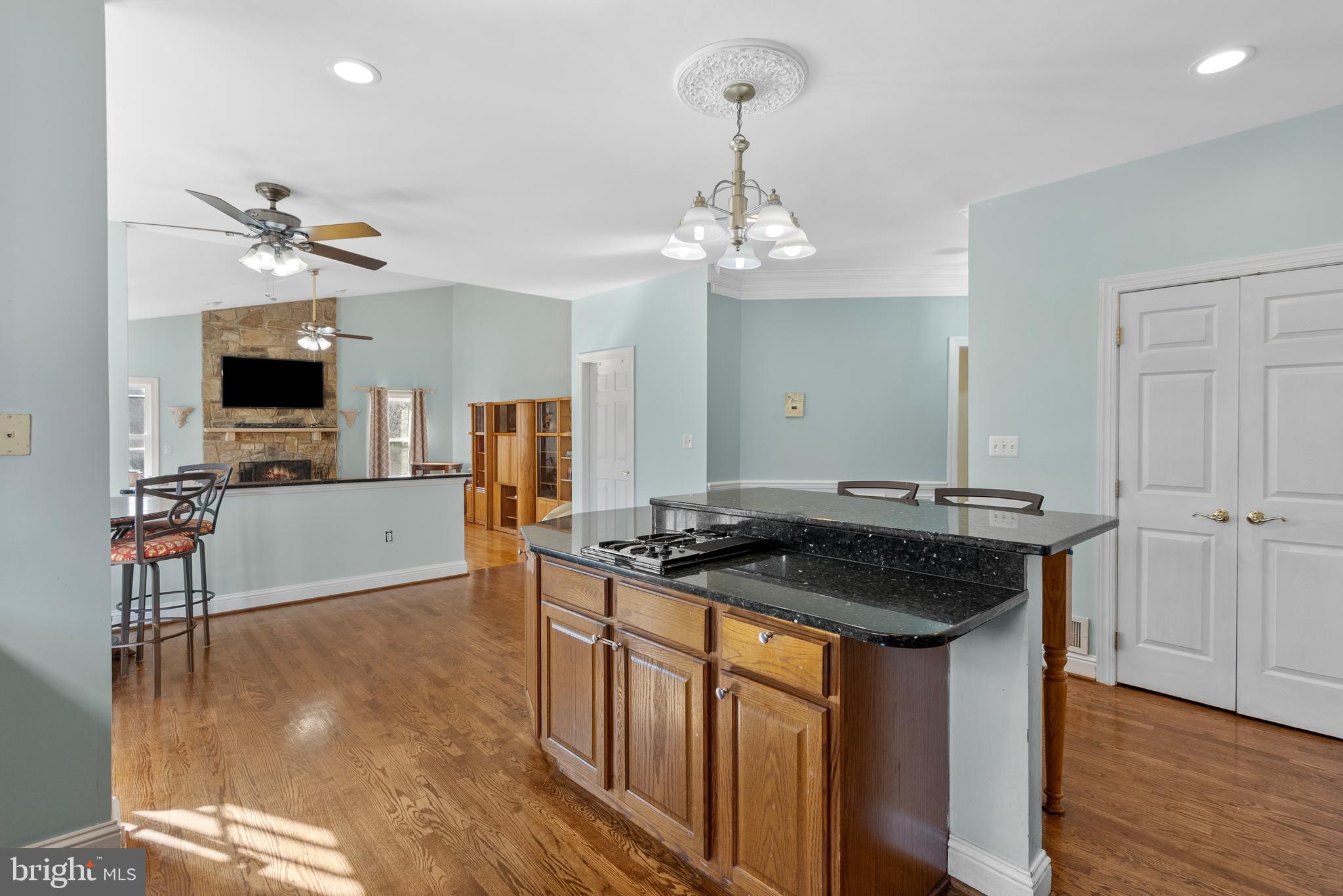 CYPRESS RUN - Residential