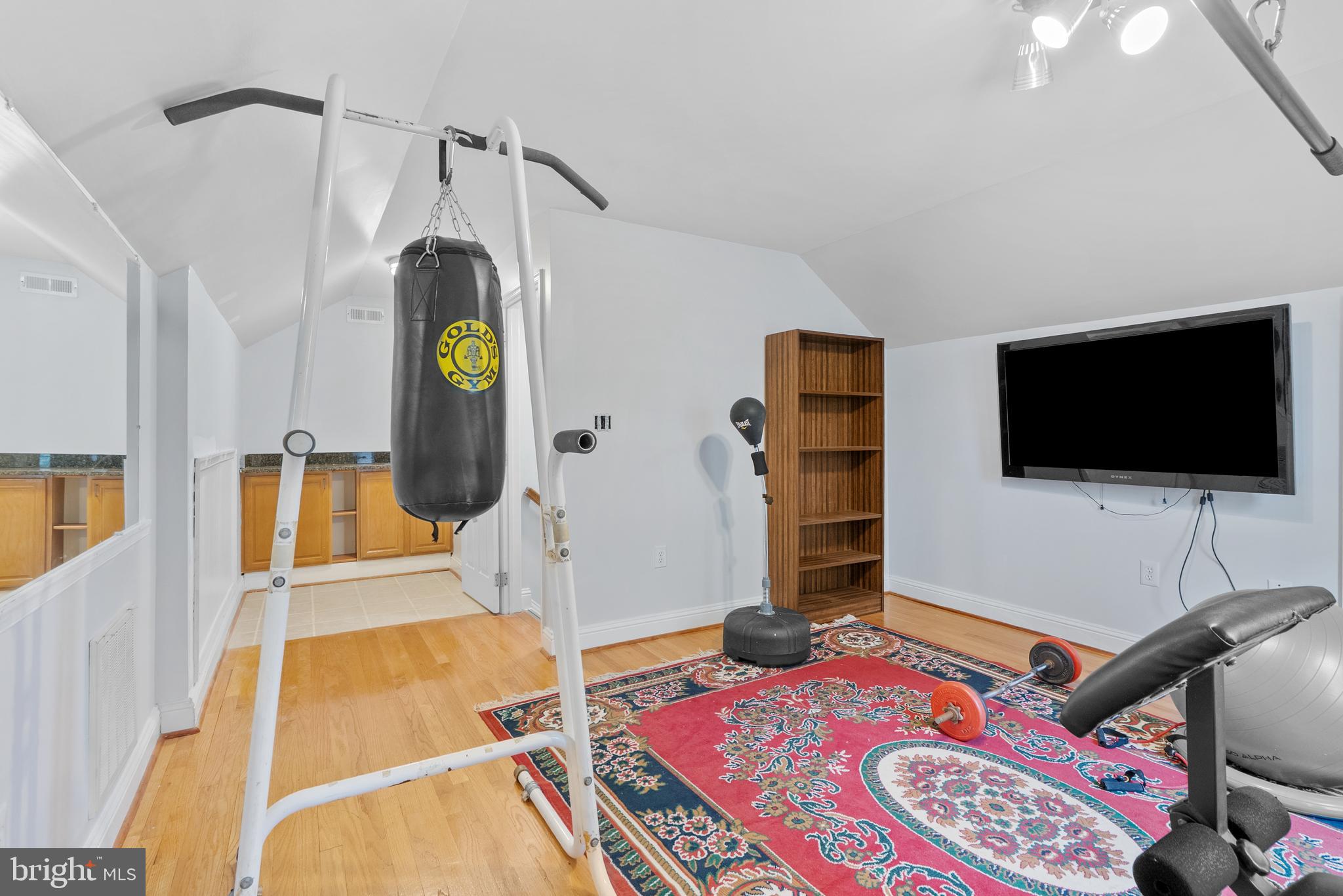 CYPRESS RUN - Residential