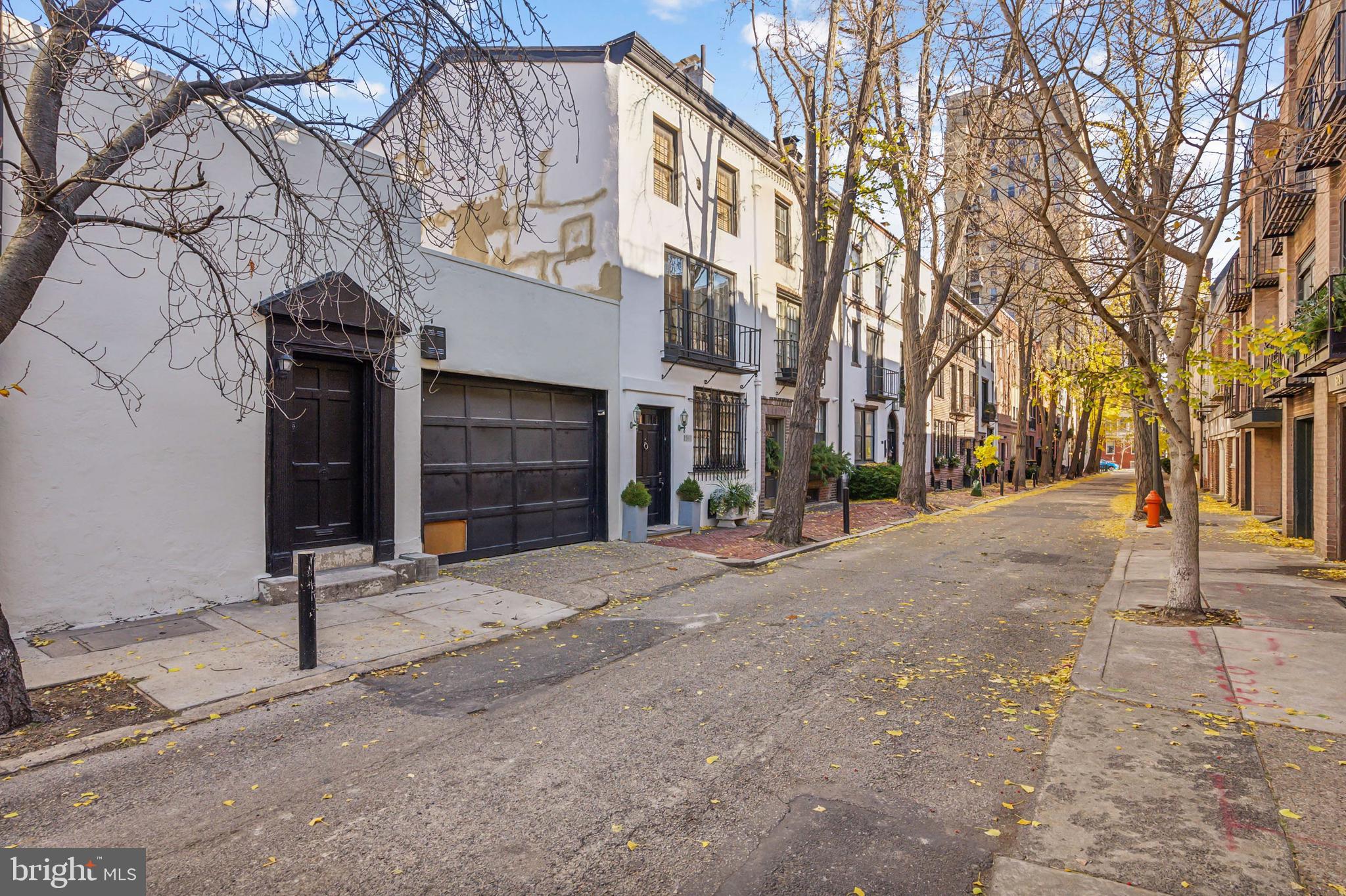 1945 PANAMA STREET