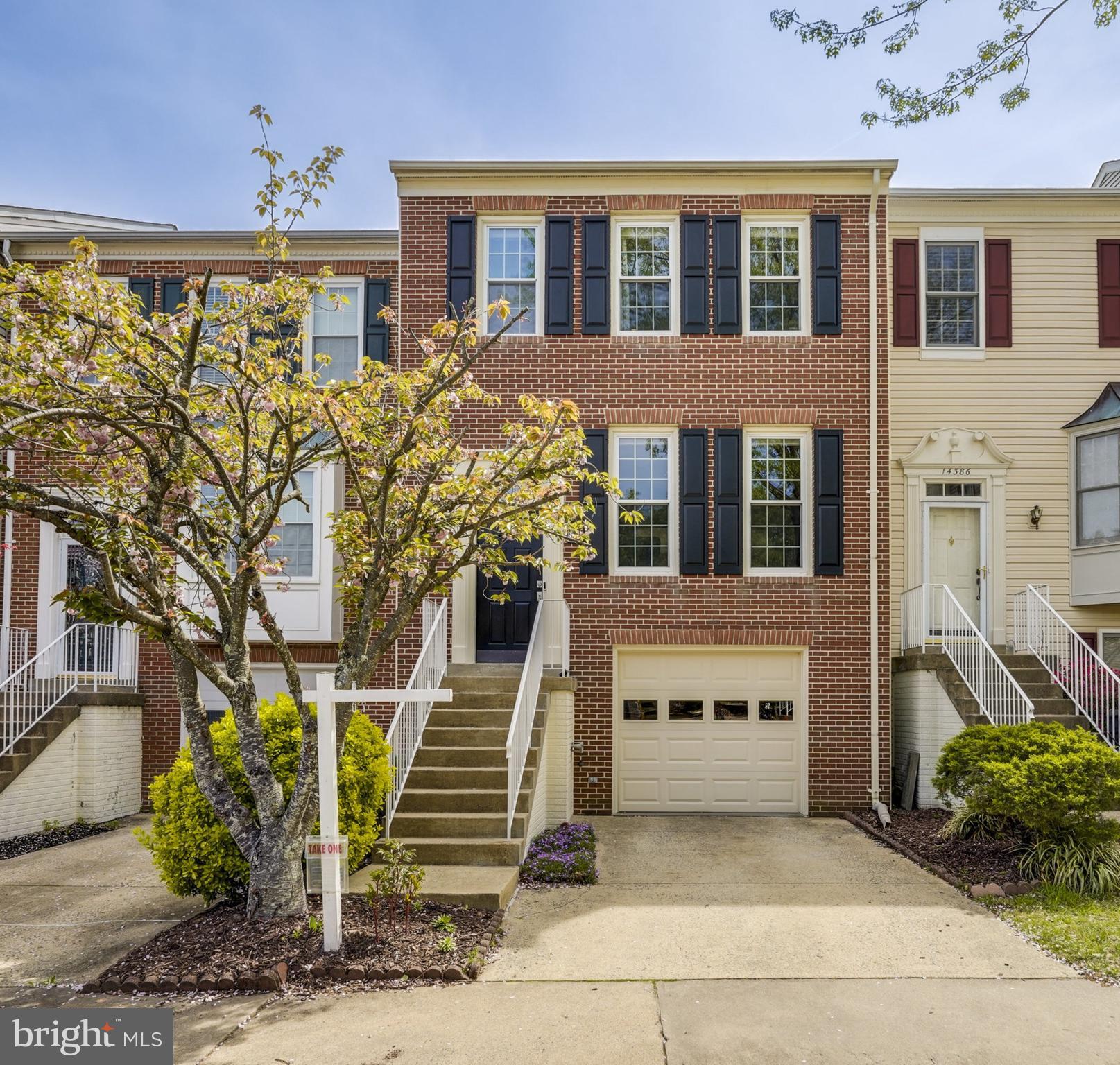 CENTRE RIDGE - Residential