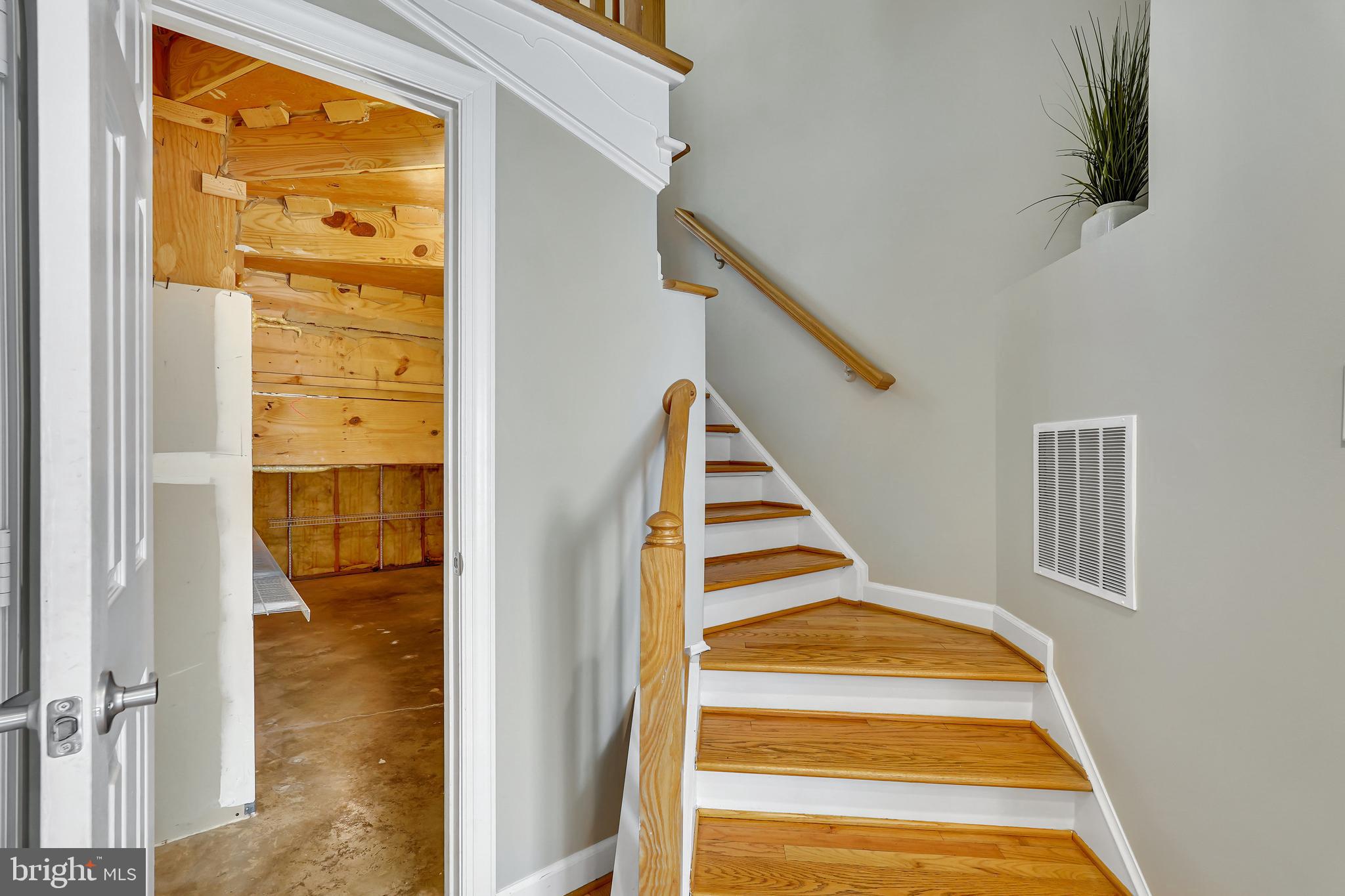 CENTRE RIDGE - Residential