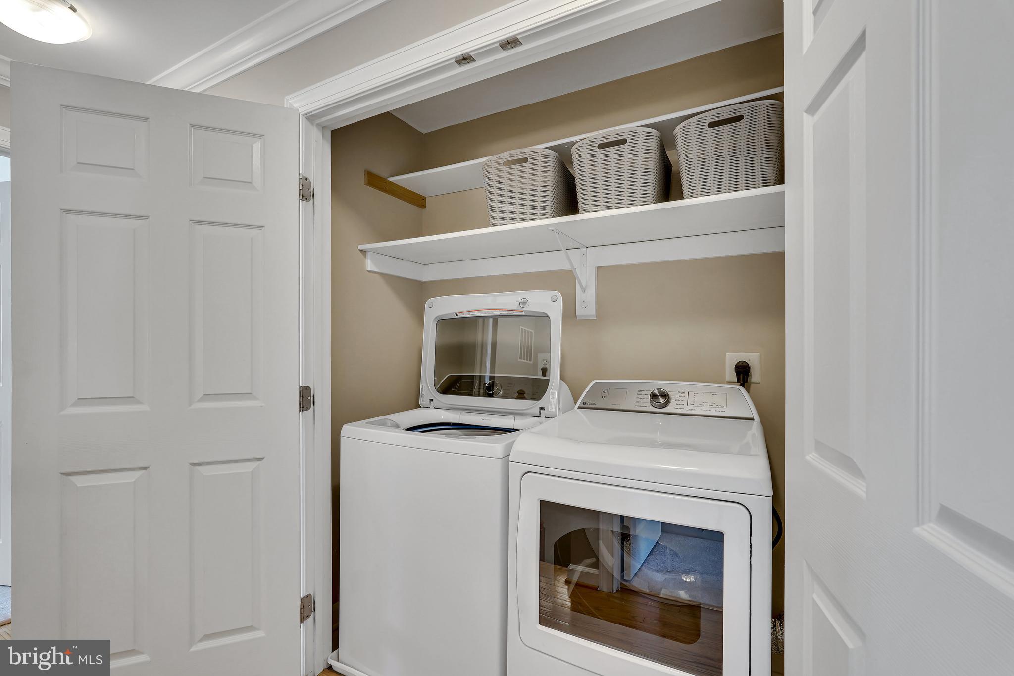 CENTRE RIDGE - Residential