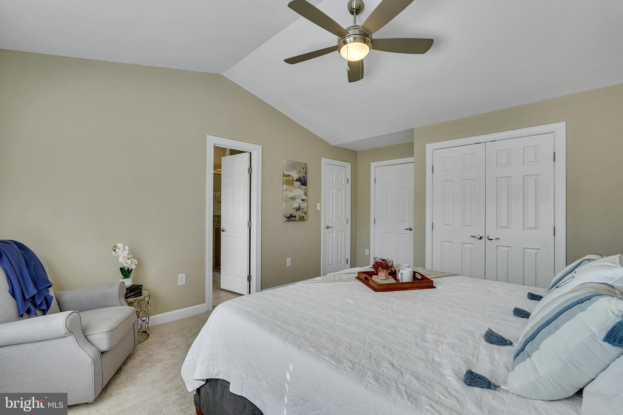 CENTRE RIDGE - Residential