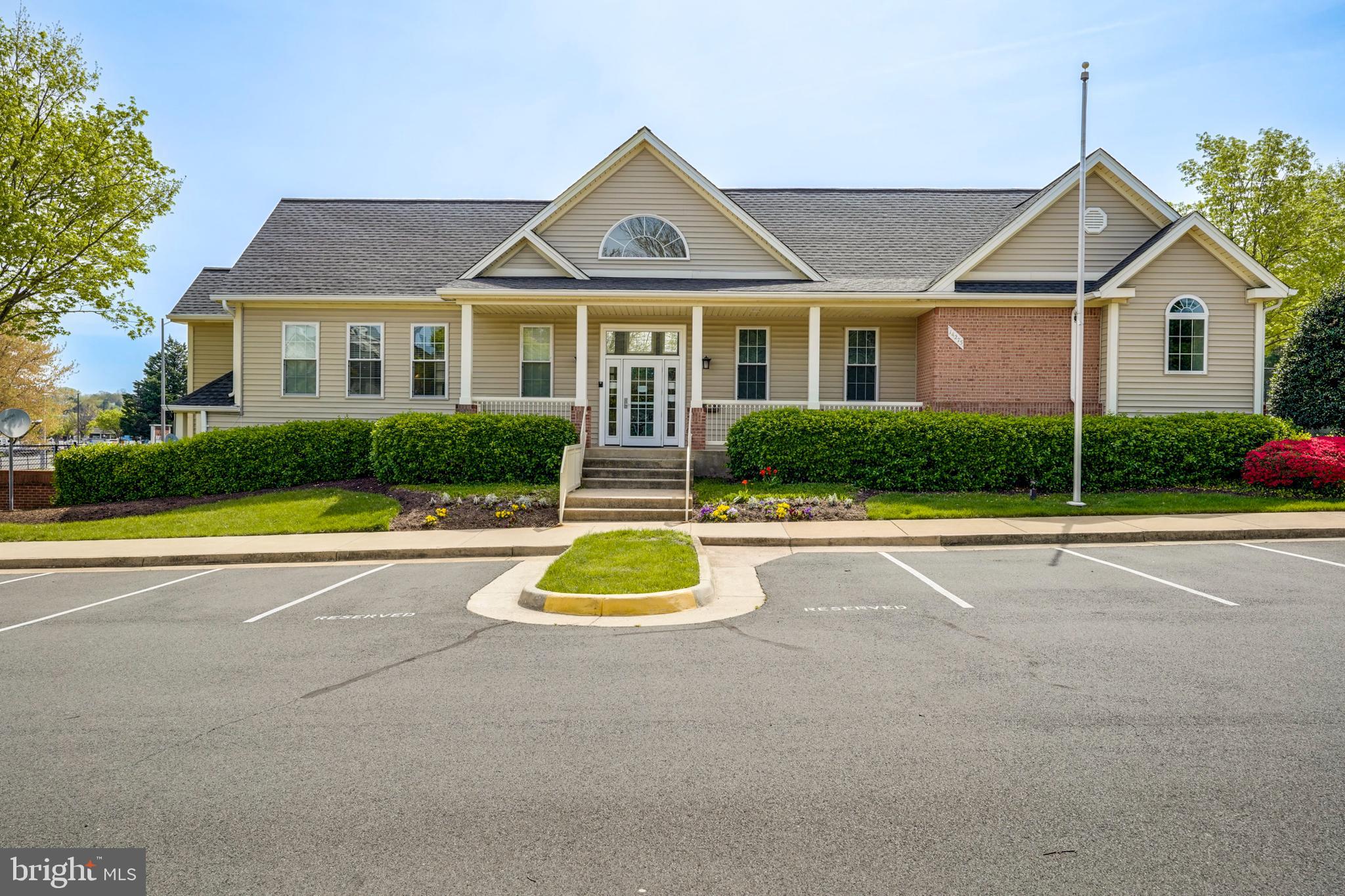 CENTRE RIDGE - Residential