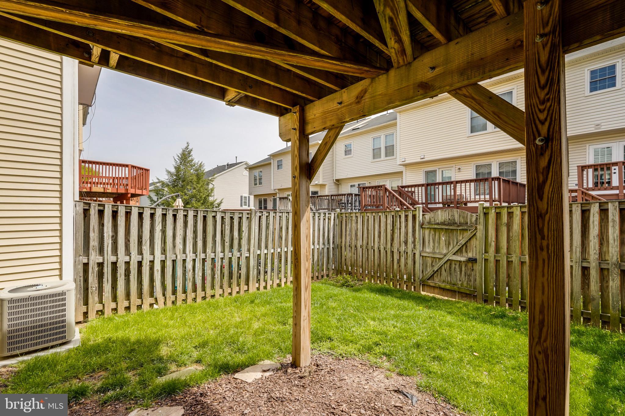 CENTRE RIDGE - Residential